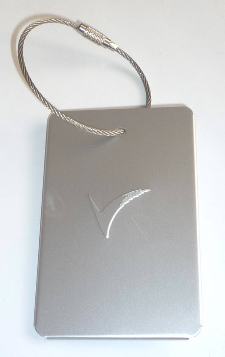 Cathay Marco Polo Club Gold membership Kit - バッグタグ カードホルダー ネームホルダー 2セット拍卖