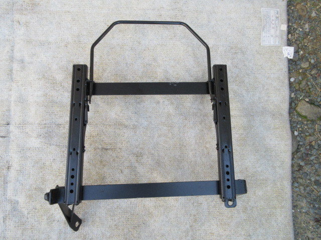 プリウス 30 RAY-BOLT レカロ対応 シートレール 運転席拍卖