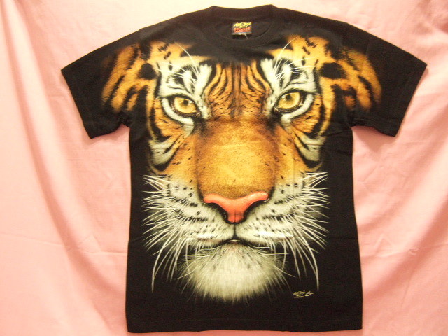 横浜最新 夜光ドアップの虎♪魅惑のTシャツタイガー M, L, XL 送料無料 ξtsξ ξ ξanξ ξ53拍卖