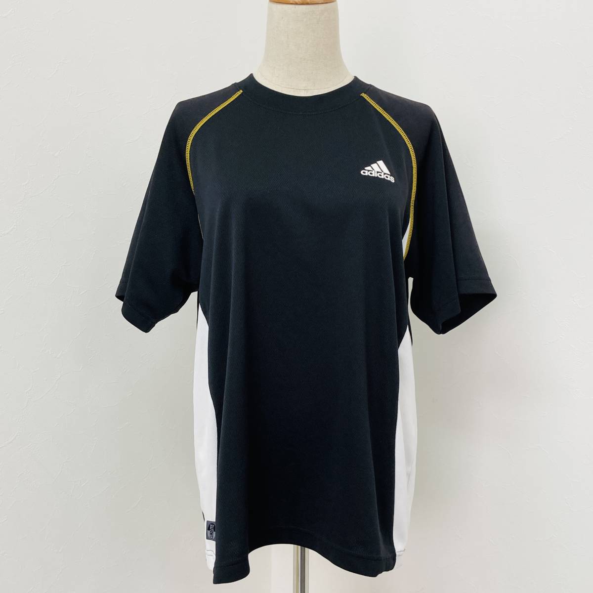 a00322 極美品 adidas アディダス Clima365 Tシャツ 半袖 薄手 丸首 メッシュ ロゴプリント サイズO ブラック カジュアル スポーツ 万能拍卖