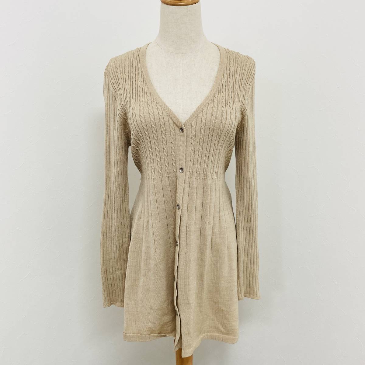 a00372 CHRISTIAN AUJARD クリスチャンオジャール ニット カーディガン 長袖 ラメ 薄手 腰ひも付 9T ベージュ 日本製 カジュアル 万能 上品拍卖