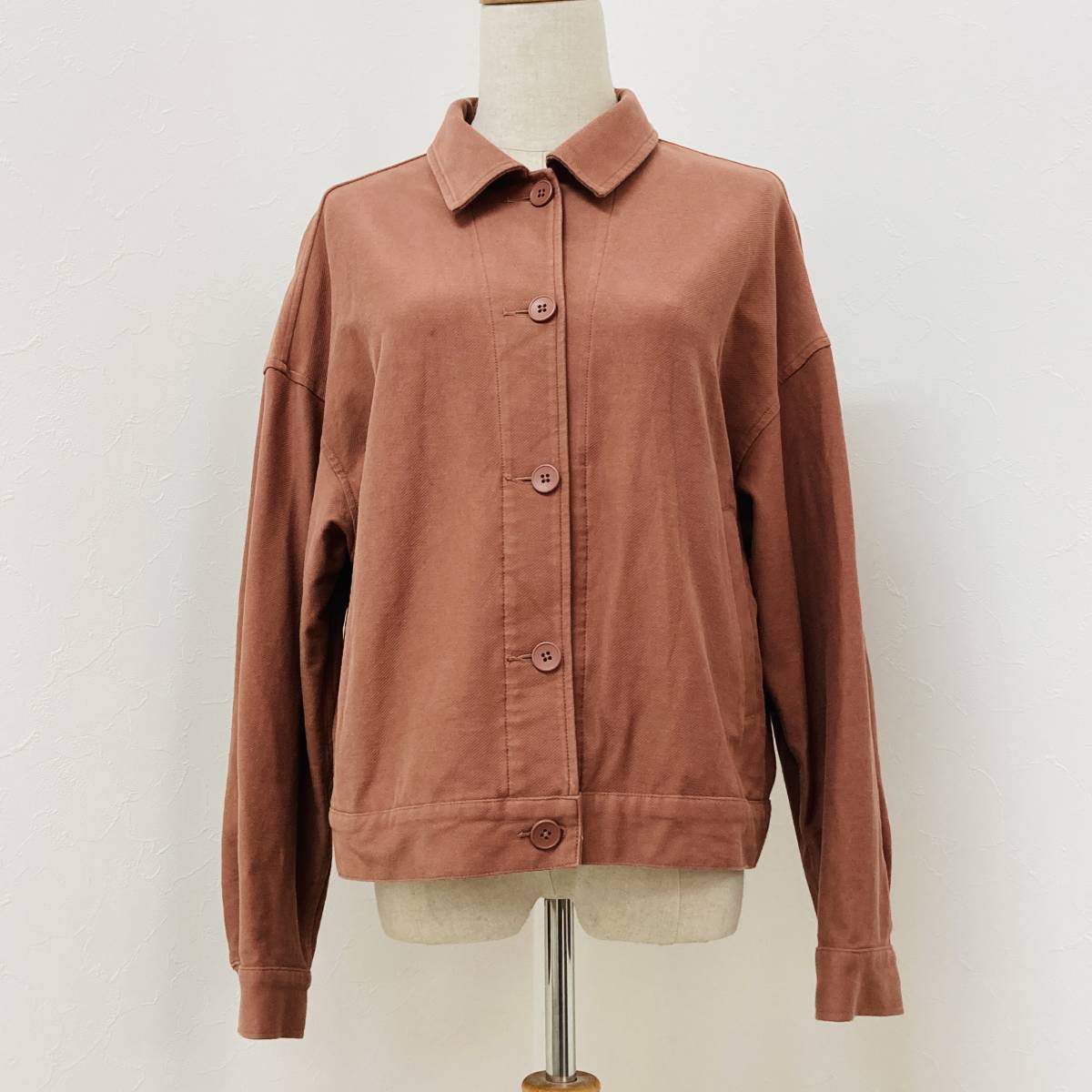 a00687 美品 UNIQLO ユニクロ レディース ジャケット ショート丈 シンプル L ブラウン コットン混 万能 シック シンプルデイリーカジュアル拍卖