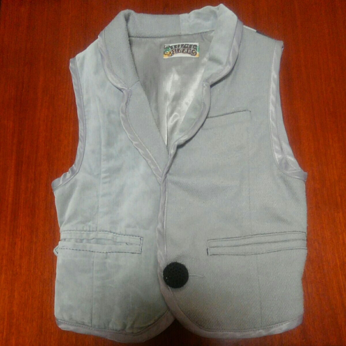 ブーフーウー バックアレイ BACK ALLEY ベスト 130㎝ 中古 グレー拍卖