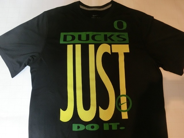 ◆USA購入 激レア 【Nike】機能素材【DRI FIT】USカレッジ【OREGON DUCKS】オレゴン大学ダックス【Just Do It】ロゴプリント Tシャツ US M拍卖