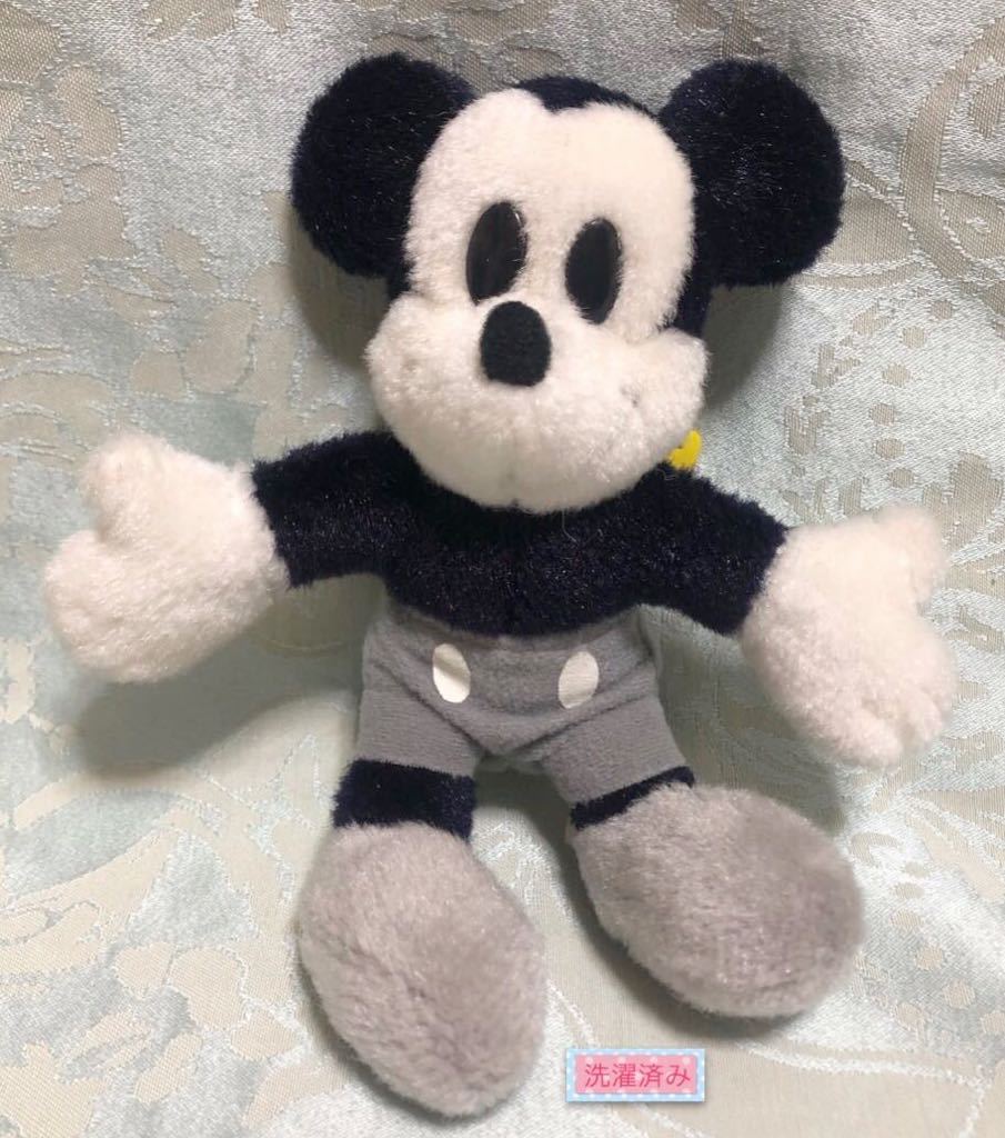 東京ディズニーランド モノクロ ミッキーマウス ぬいぐるみバッチ 白黒 ミッキー バッジ レトロ ぬいば ※洗濯済み拍卖