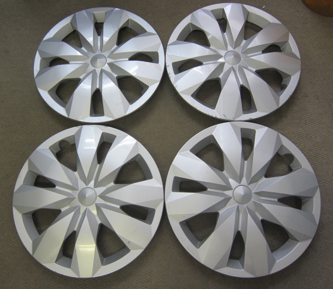 イ209☆トヨタ 130系 ヴィッツ ジュエラ 14インチ ホイールキャップ 4枚拍卖