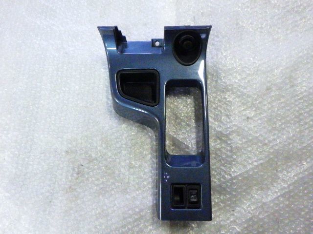 ★テラノ ワイド R3M-SE リミテッド TR50★シフトパネル ブルー系 ニッサン 純正 中古拍卖