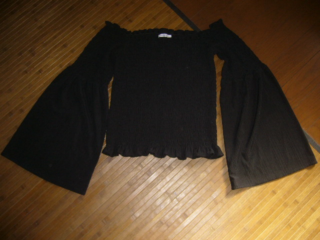 182-56♀:OLIVE des OLIVE オリーブデオリーブ 長袖 フレア袖 ブラウス size.M 色.黒拍卖