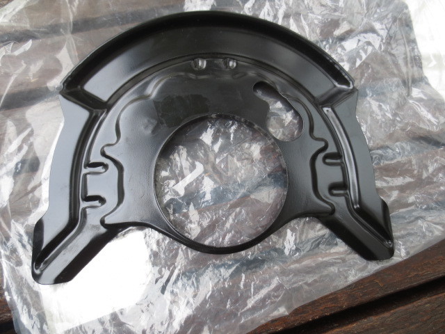 トヨタ パッソ KGC10,KGC15,QNC10系 トヨタ純正フロントディスクブレーキ右ダストカバー 47881-97402 デットストック品 未使用品 拍卖