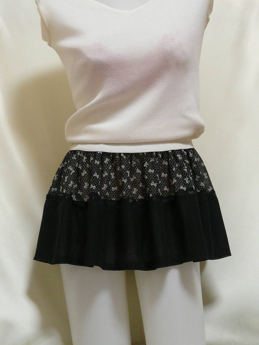 ♪♪黒地リボン&ドット柄の超マイクロミニ☆微妙な透け感^^♪♪ 拍卖