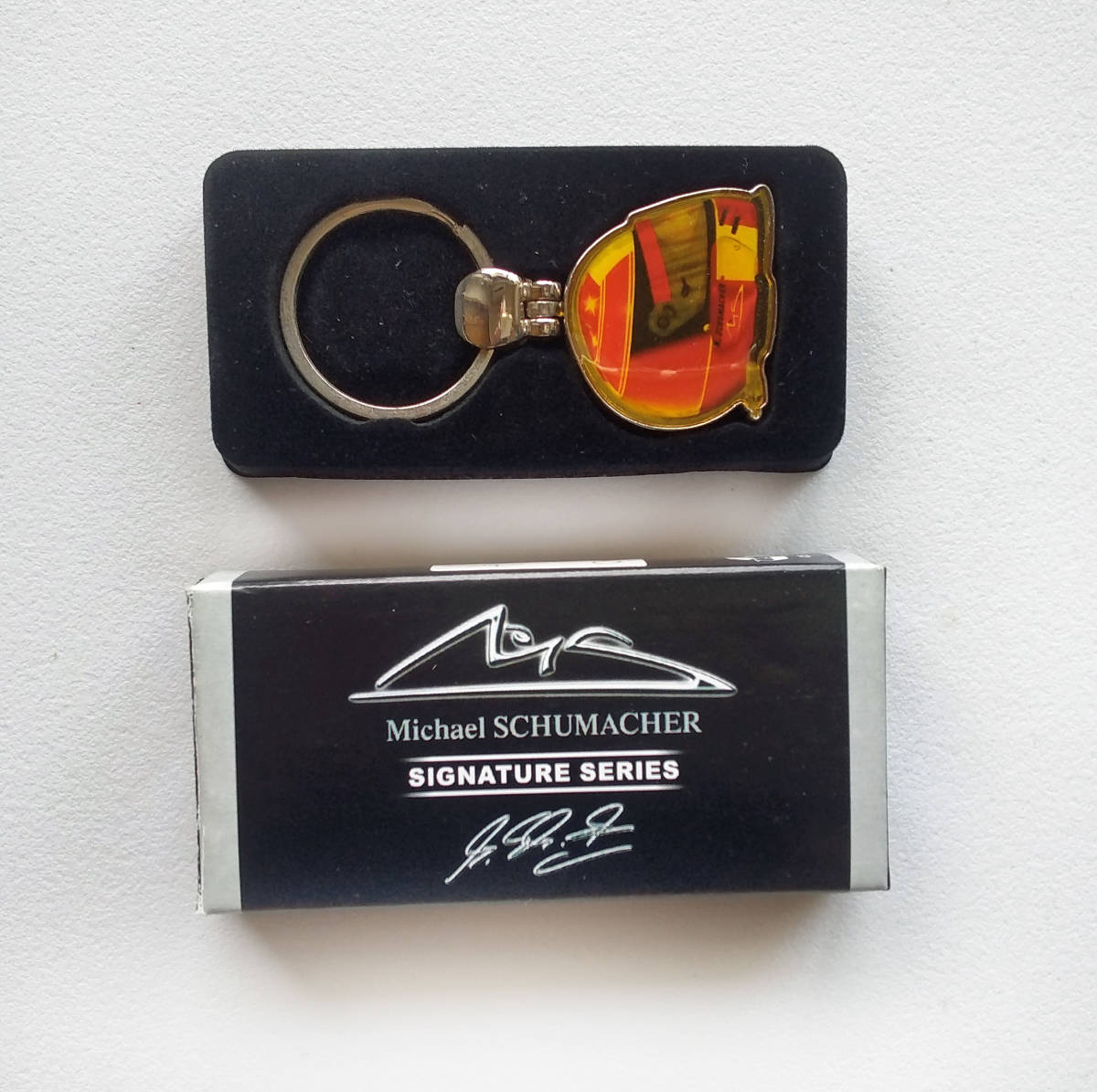 ミハエル・シューマッハ ヘルメットキーチェン拍卖