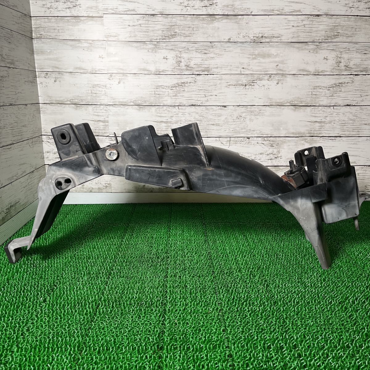 HONDA VT250 スパーダ リアインナーフェンダー拍卖