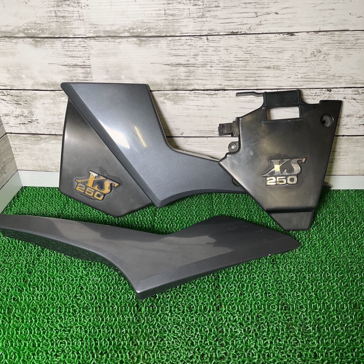 YAMAHA XS250 サイドカバー拍卖