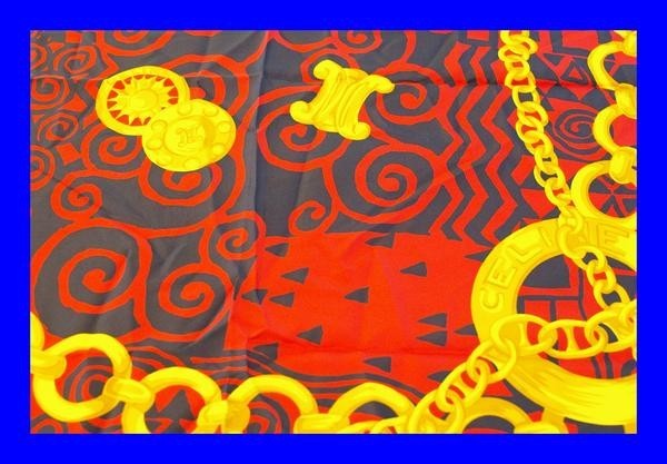 ○美品 セリーヌ CELINE 大判 シルク100% スカーフ ロゴ チェーン柄拍卖