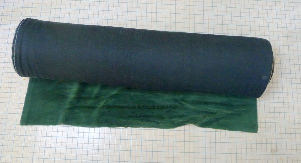 e498 【未使用】 布ロール 1点 4色 (赤 青 黄 緑) 巾133㎝ 重量6㎏ ハンドメイド 手芸 裁縫 【直接引取歓迎 大阪市生野区】/200拍卖