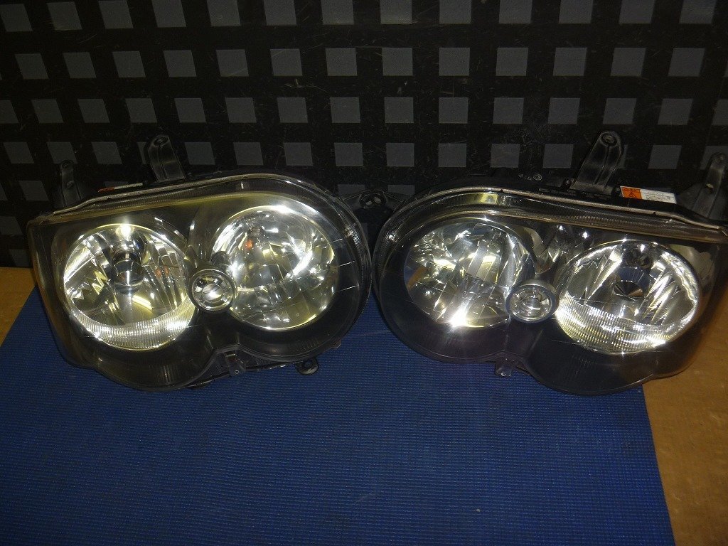 #0195 L150S 後期ムーヴカスタム 左右ヘッドライト・HID点燈OK★拍卖