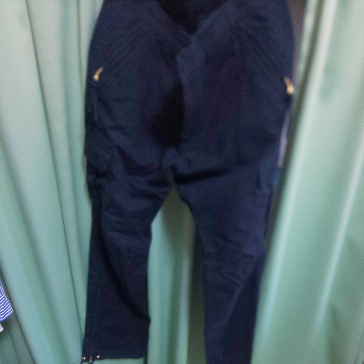 パーリーゲイツ黒カーゴパンツ6拍卖