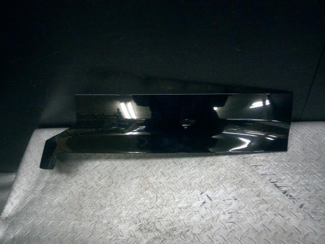 N-BOX JF3 右スライドレールカバー NH731P拍卖