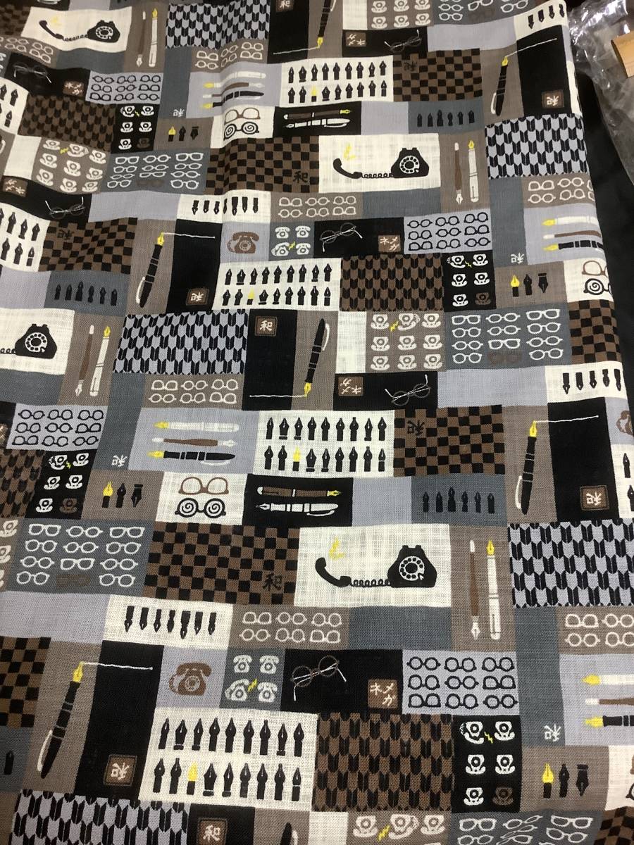 5m モーリークロス 108×500cm 綿100% 和柄 茶系 / 生地 はぎれ 日本製 和調 メガネ 万年筆 黒電話 レトロ拍卖