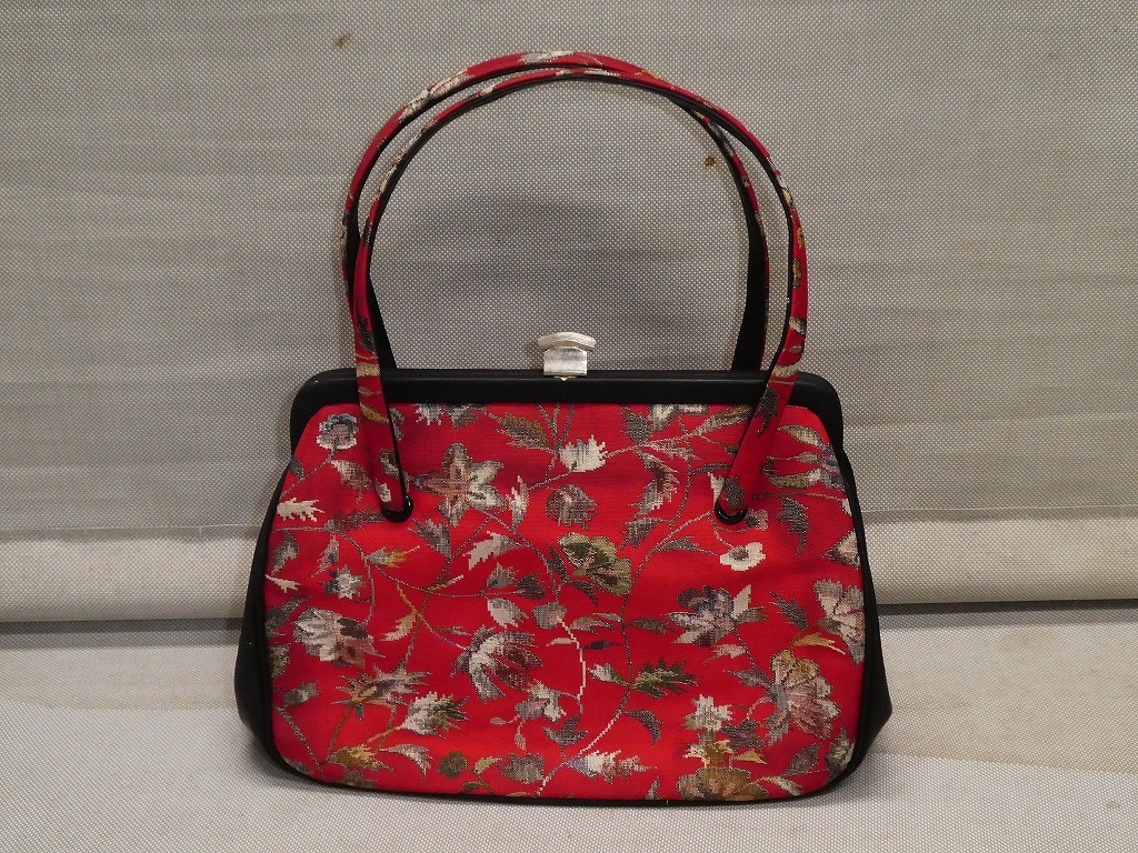●昭和レトロ 昭和40年代 和装 花柄 バッグ ハンドバッグ 赤色 着物 お稽古 ヴィンテージ コレクション オブジェなどに●拍卖