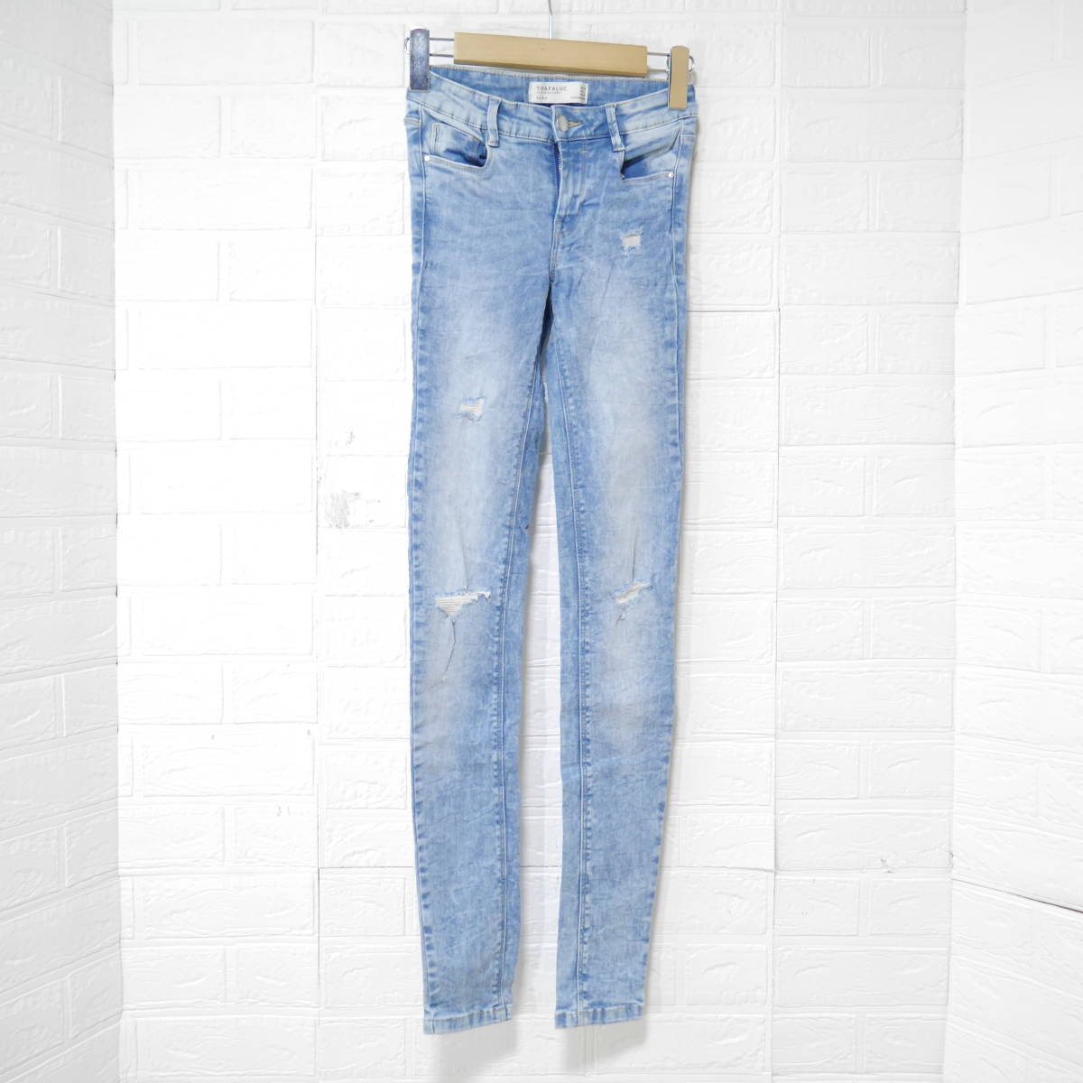 A651 ◇ ZARA TRAFALUC | ザラ ジーンズ 青 中古 サイズ(USA)0拍卖