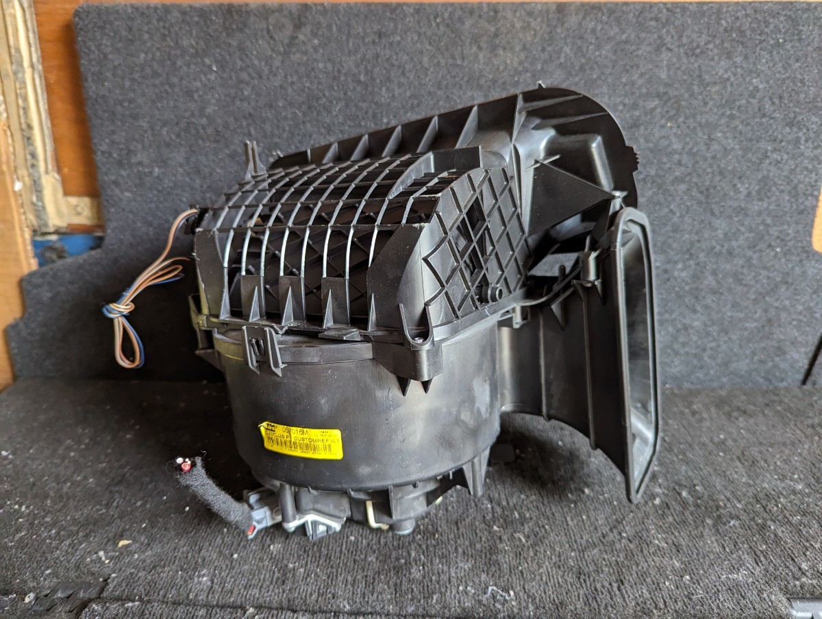 SAAB サーブ 9-3 純正 ブロアファン ブロワーファン コントローラー付き 動作確認済拍卖