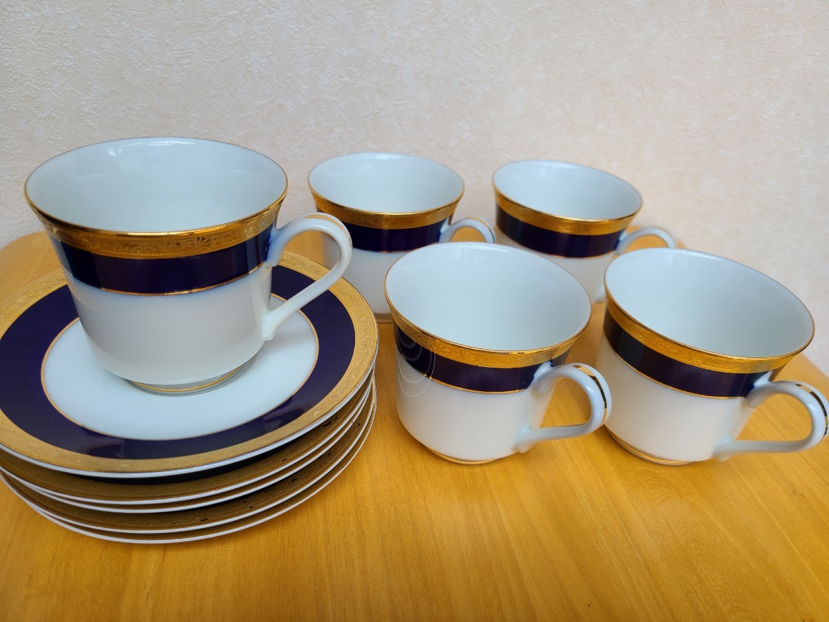 USAで購入 ビンテージ ヨーロッパデザイン カップ&ソーサー 5客セット拍卖
