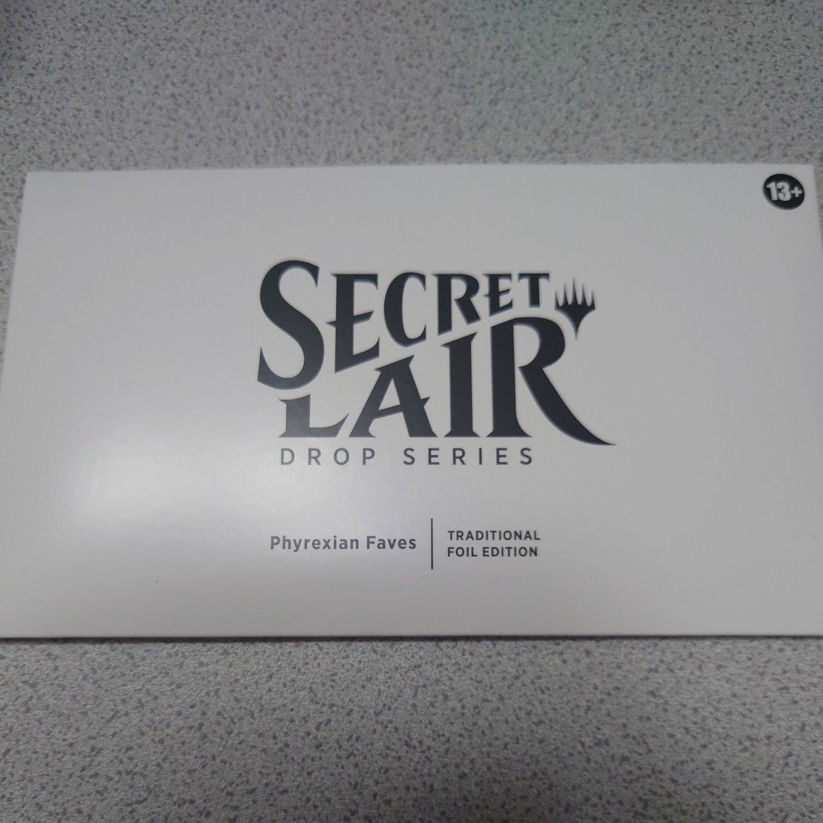 MTG SLD Phyrexian Faves ファイレクシア語foil TRADITIONAL FOIL Edition Secret lair 未開封 墨蛾の生息地 他 シークレットレイヤー 即決拍卖
