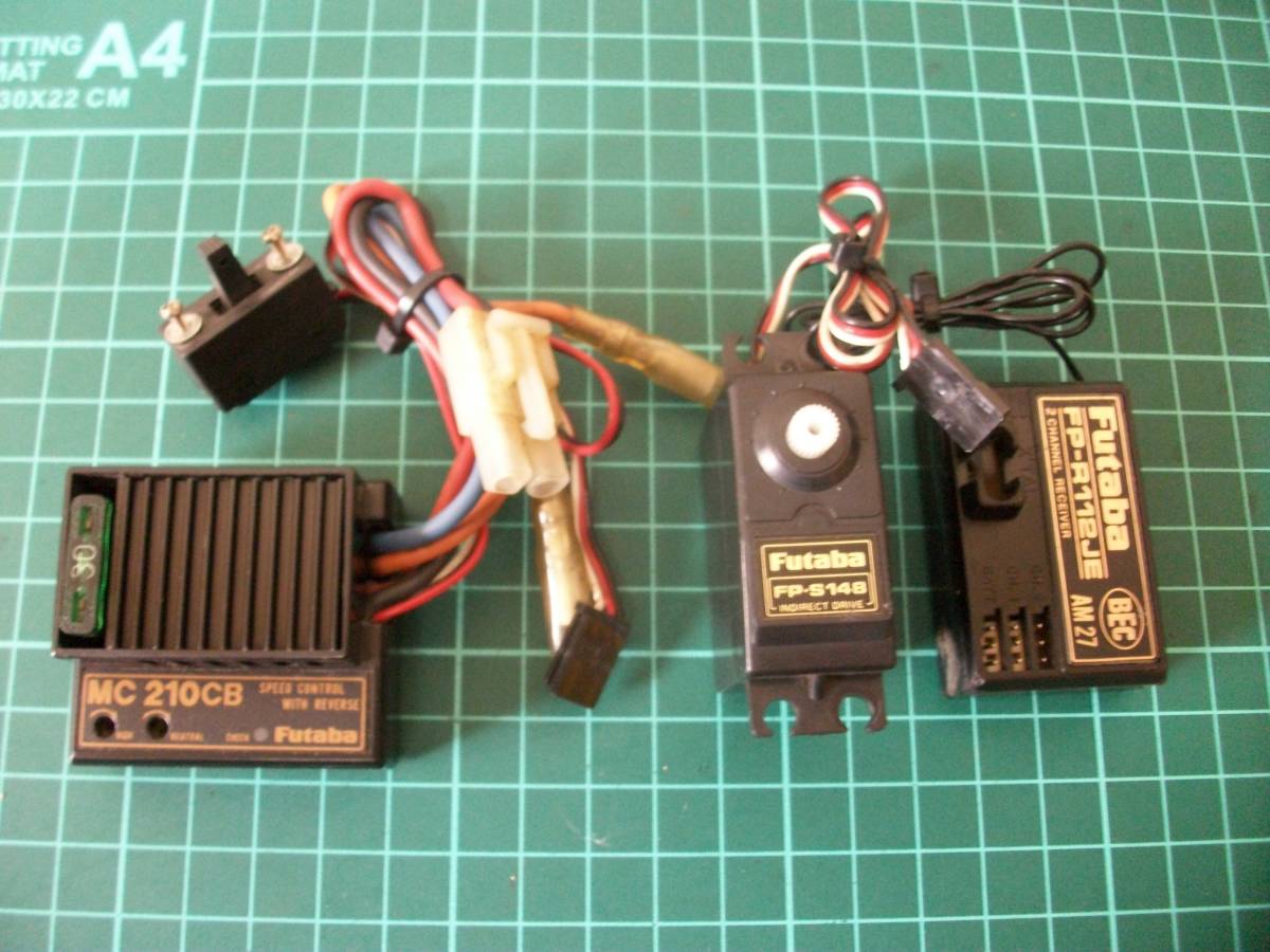 【激安目玉商品】双葉 アンプ(MC210CB)サーボセット クリスタル無 簡易通電動作確認済 一応ジャンク扱 レターパック送料一律!!拍卖