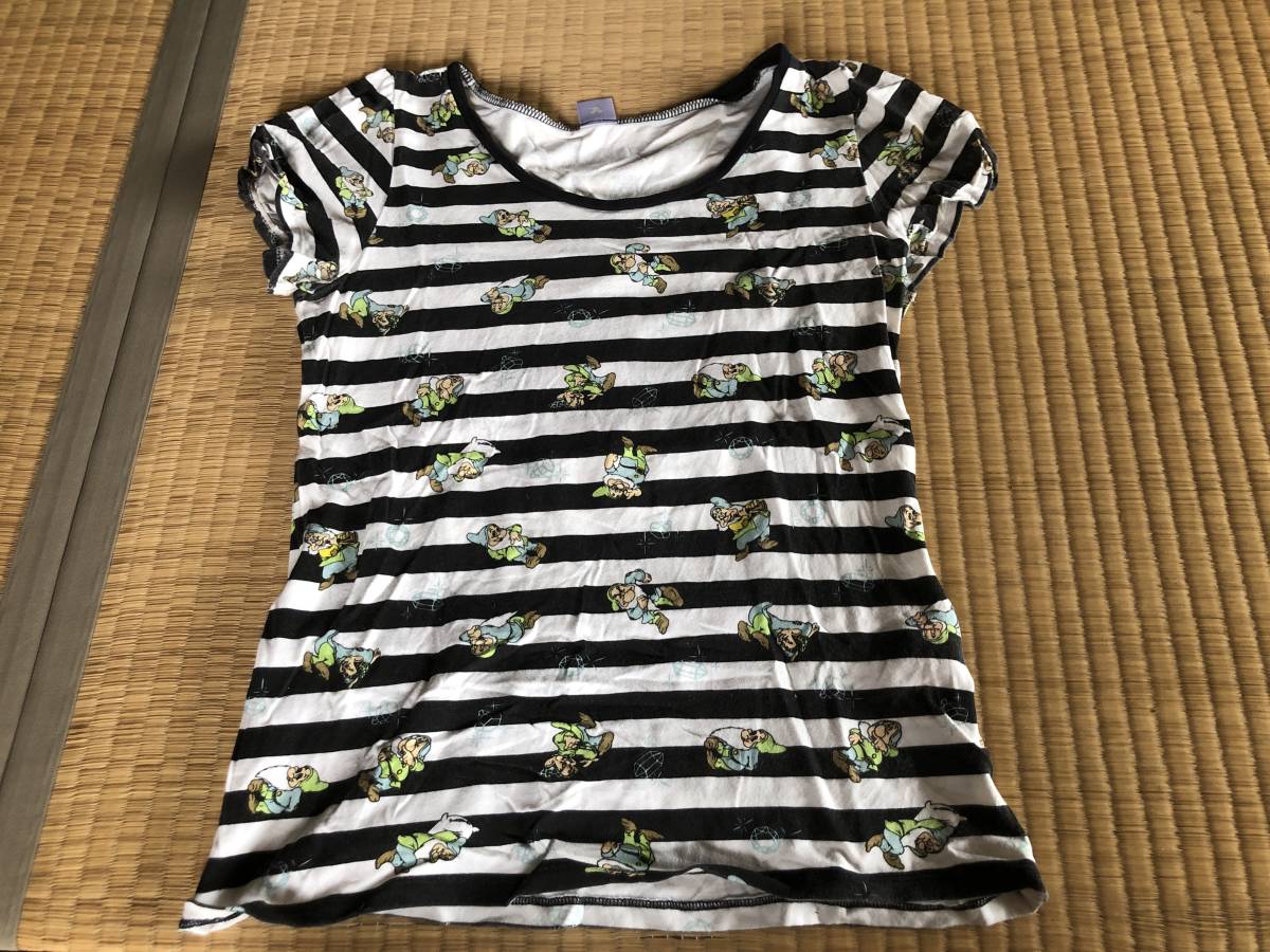 イーハイフンワールドギャラリー 白雪姫7人の小人のTシャツ拍卖