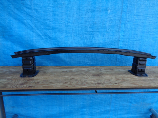 ☆AZ937-2 ベンツ W177 Aクラス リア ホースメント A1776103001拍卖