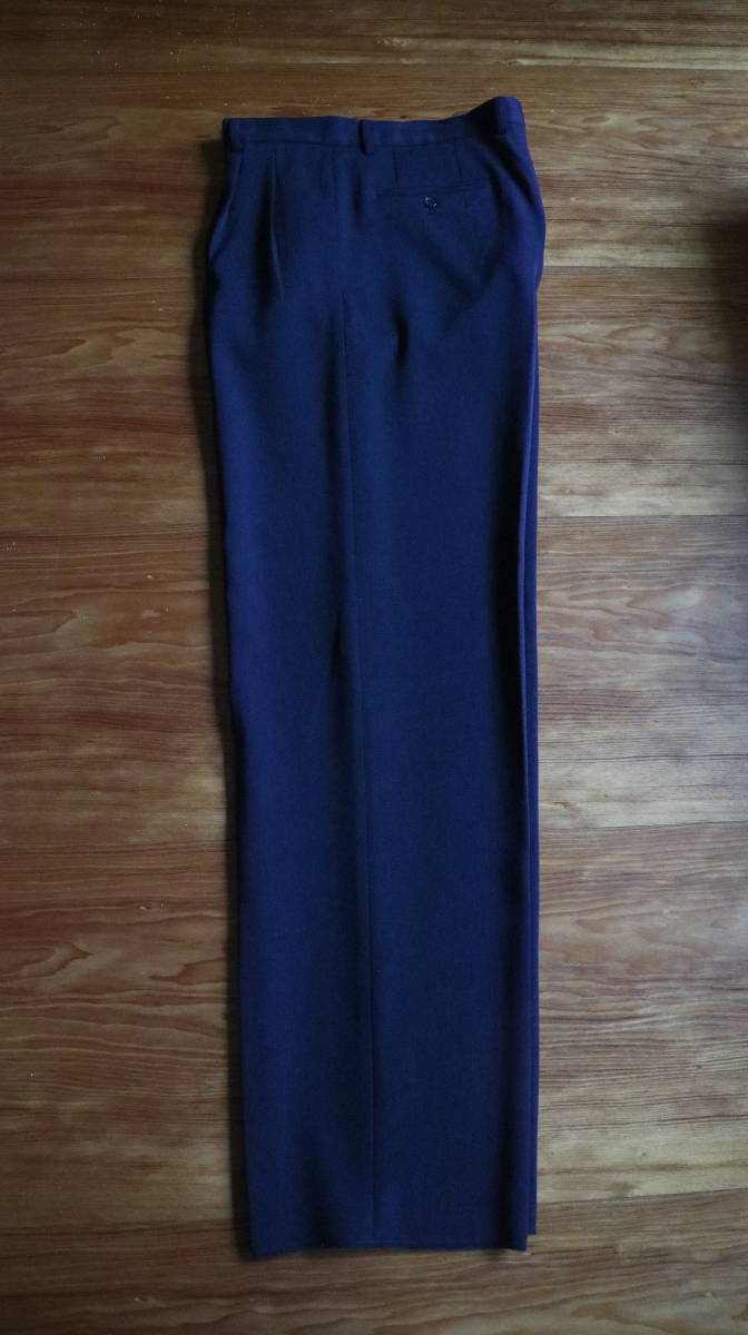 **②未使用 紳士秋冬用スラックス 中国製 ウェスト 91 ポリエステル100% 展示中に照明&日光による日焼け有り拍卖