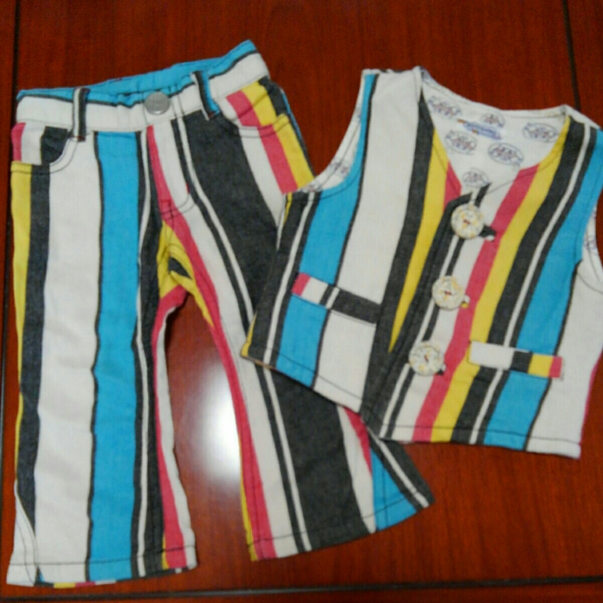 ブーフーウー ブーホームズ BOOHOMES ズボン パンツ 80㎝ リバーシブルベスト サイズS セットアップ 2枚組 中古 ストライプ柄拍卖