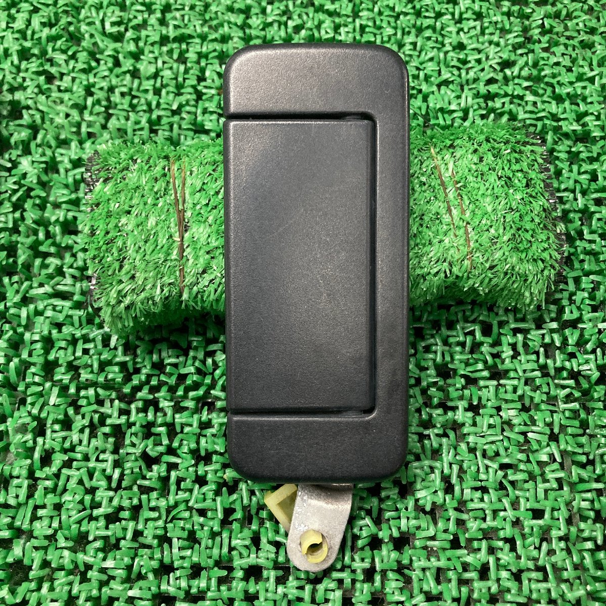 ♪♪ハイゼット デラックス S321V リア 左 アウターハンドル (W4854)♪♪拍卖