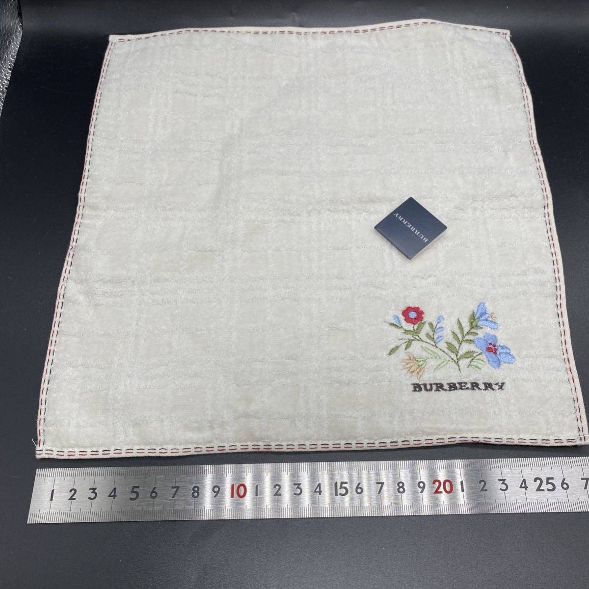 BURBERRY バーバリー タオルハンカチ 花 刺繍 no.20拍卖