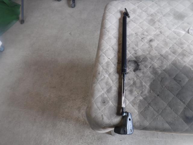 ヴェルファイア DBA-ANH25W バックドアダンパー拍卖