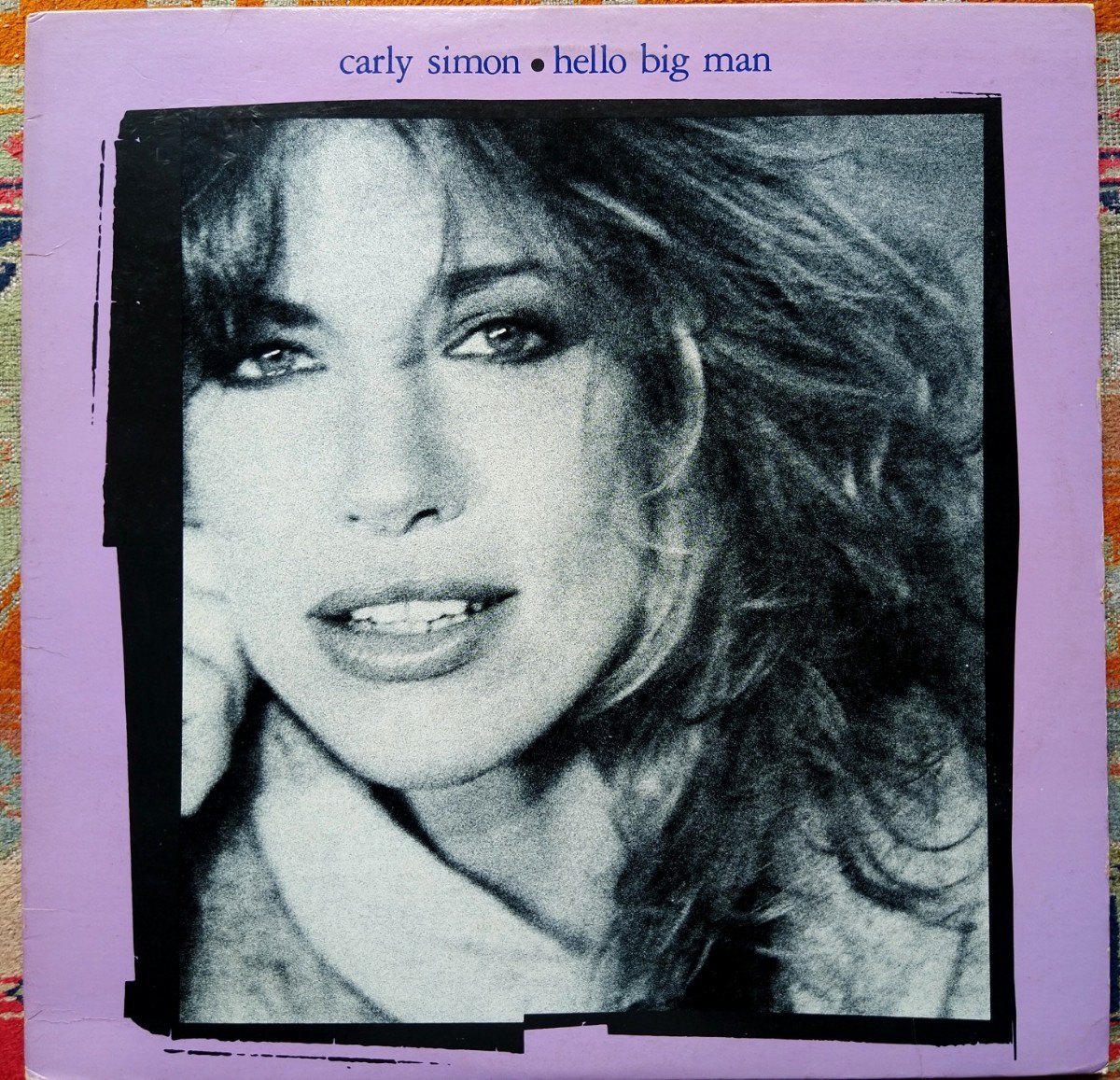 usLP Carly Simon // Hello Big Man 1983年発売 スリーブに歌詞付き ジャケット 内側にテープ貼り跡 あり拍卖