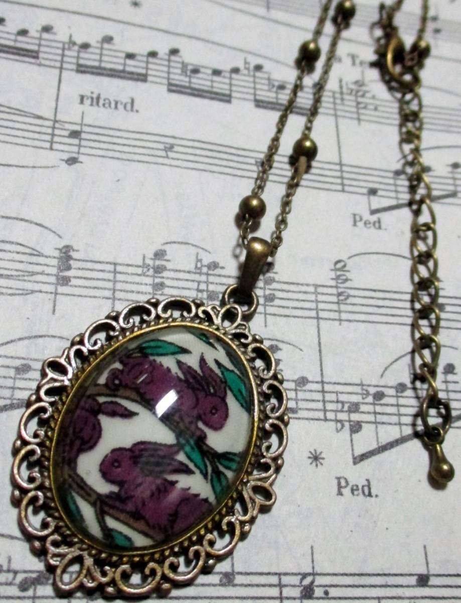 *リバティ Cotton tail コットンテイル ドットネックレス*ガラス うさぎ ウサギ拍卖