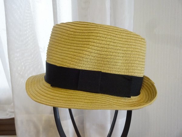 V branshes Vキッズ帽子 ペーパーハット 中折れハット 紐付 サイズ48cm キャップ 帽子 ブランシェス ベージュ色拍卖