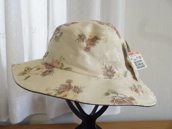 ◯Snazzy◯レディース・婦人用 UVカット ハミルトン帽子 サイズ57・5cm キャップ 帽子 花柄 タグ付拍卖