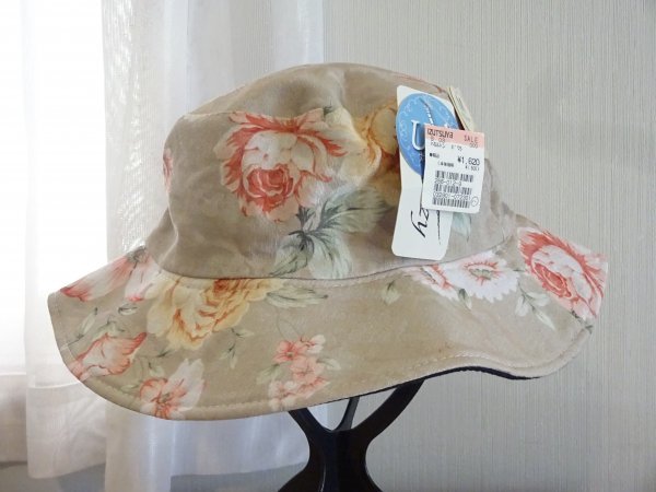 ◯Snazzy◯レディース・婦人用 UVカット ハミルトン帽子 サイズ57・5cm キャップ 帽子 花柄 タグ付 ベージュ拍卖