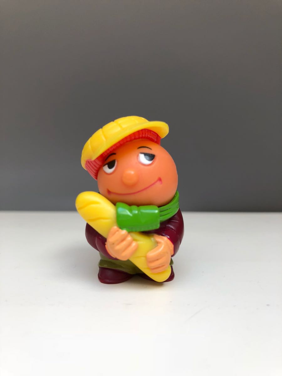 キンダーサプライズおまけ バケット抱えた顔が動く少年 k00n126拍卖