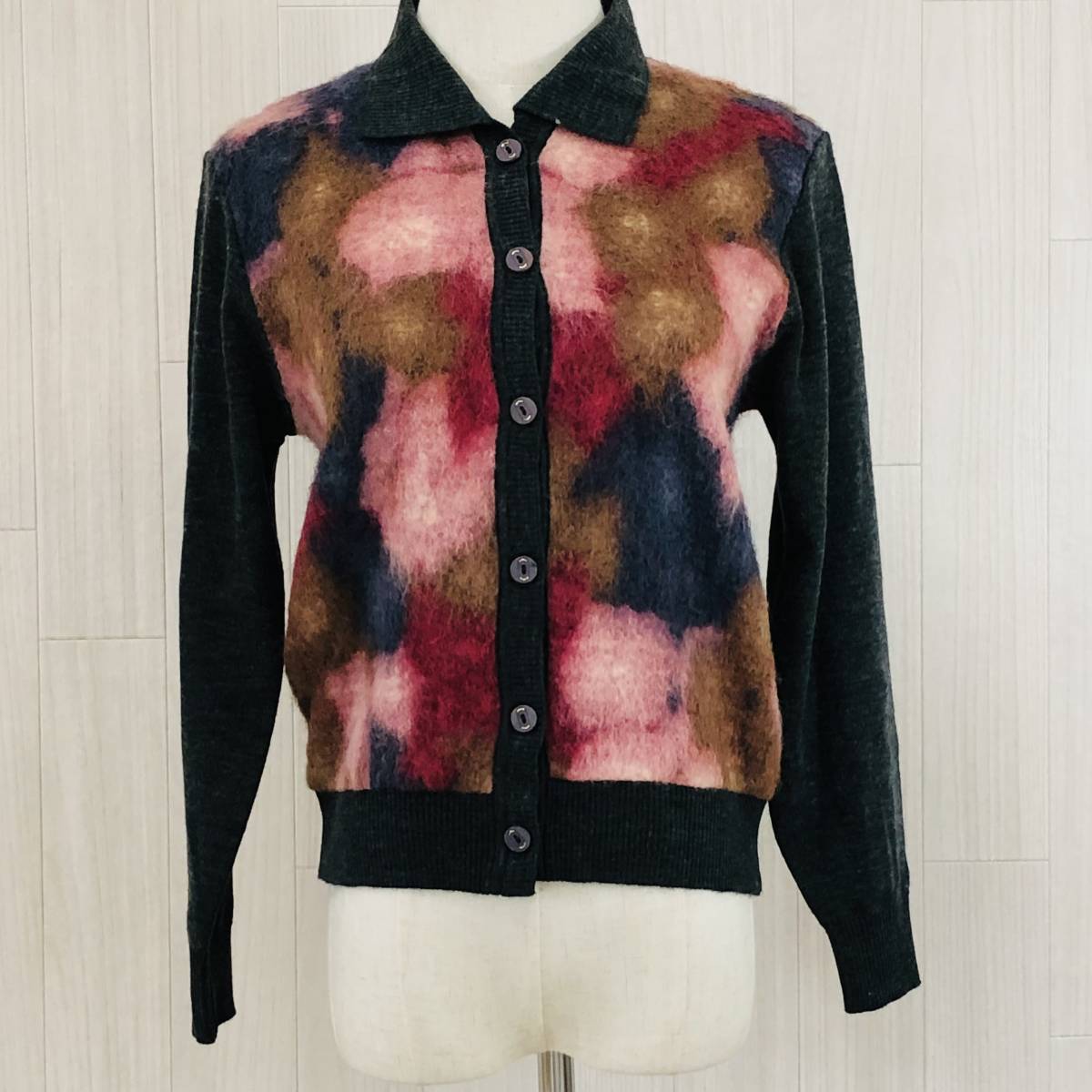 AS0213 美品 RANDLORNE ランドローネ レディース トップス カーディガン 襟付き 薄手 M ピンク 桃 毛 昭和レトロ カラフル おしゃれボタン拍卖