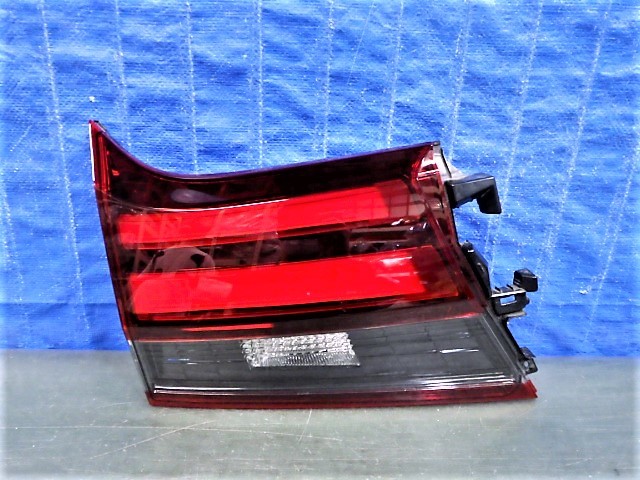 S1257 アルファード 30 前期 S SA SR 左テール 内 58-70 8 AGH30W GGH30W ハイブリッド AYH30W 美品拍卖