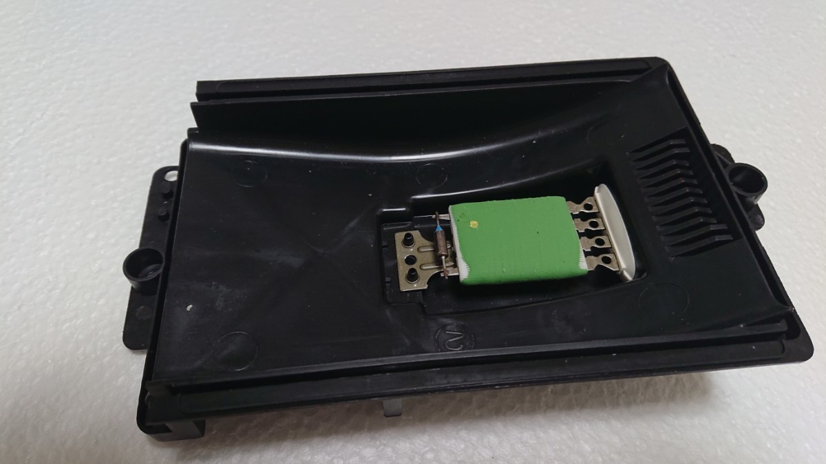 ワーゲンT4、ビートル等、ブロアモターレジスター新品です。拍卖