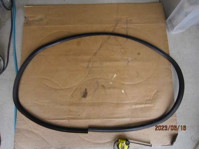 307.ローバーミニ純正98年式 リアトランク用ウエザーストリプ中古品拍卖