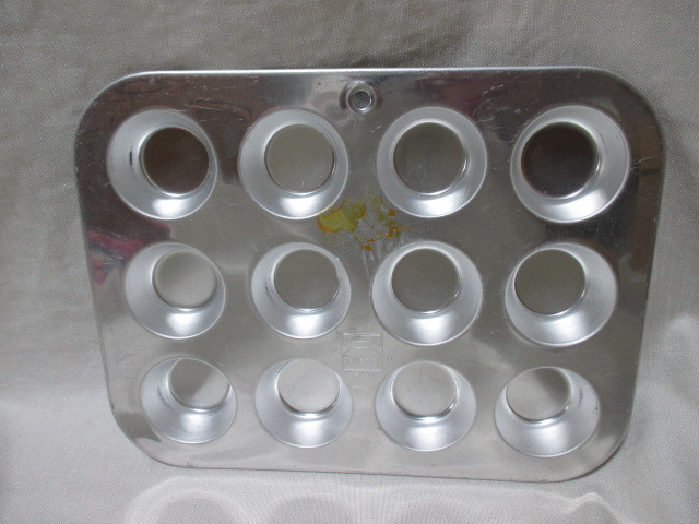 即決★USA製 ビンテージ MIRRO社 マフィン型 12個用 ②拍卖