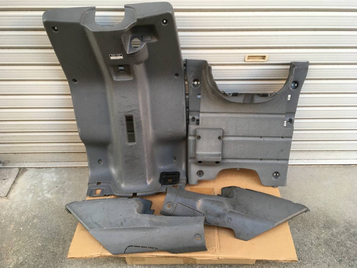 ヤマハ ギア 純正 インナーカウル 4KN ステップボード サイドモールカバー レッグアーマー カウル セット拍卖