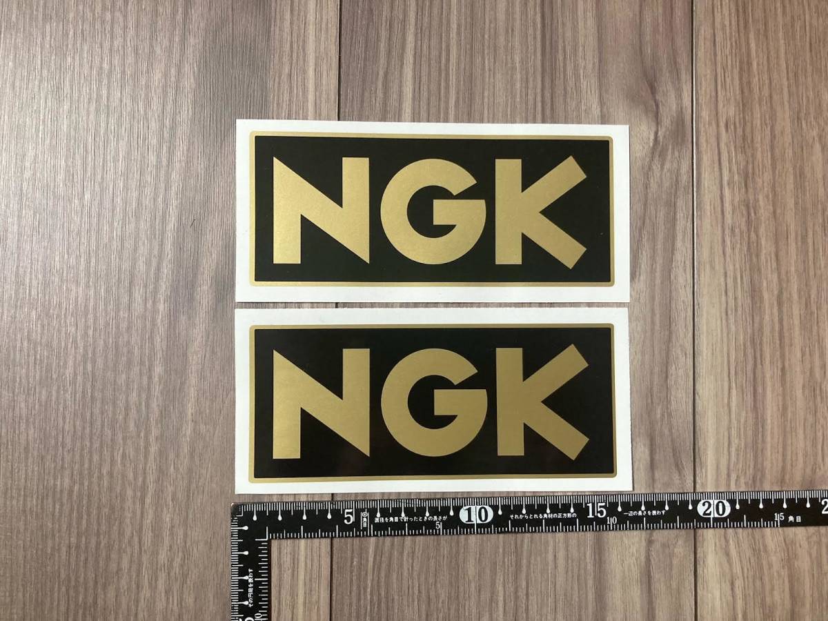 ★送料無料★NGK ステッカー デカール ブラック&ゴールド 2枚セット拍卖