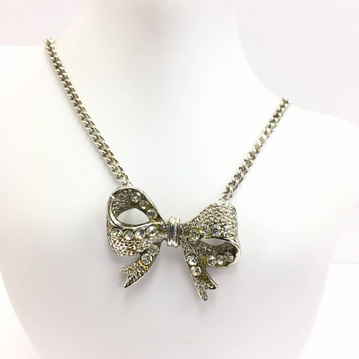 【ネックレス】約42+5cm リボン 可愛い ダイヤのようなキラキラストーン キュート シルバーカラー レトロ モダン 銀色拍卖
